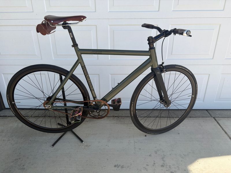 Used State Bicycle Co. 6061 Black Label Aluminum 2019 Urban & Touring