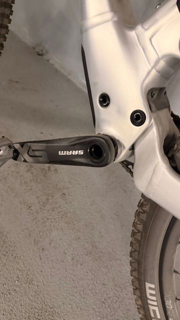 Tweedehands Scott Spark 970 silver (EU) 2023 2023 Mountainbike — afbeelding 3 van 3