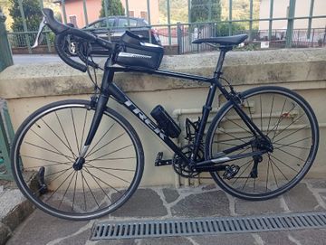 Used Trek Domane AL 2 2018 2018 Road & Gravel, Black — image 2 of 11