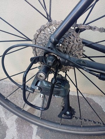 Used Trek Domane AL 2 2018 2018 Road & Gravel, Black — image 5 of 11