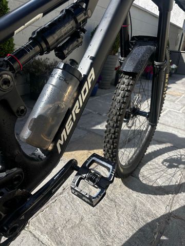 Gebrauchtes Merida ONE-SIXTY 6000 2023 2023 Mountainbike, Schwarz, 27.5 — Bild 2 von 6