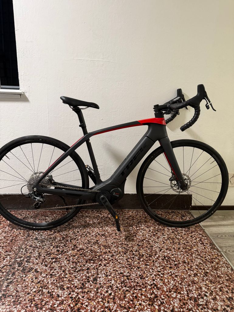Used Trek Domane+ 2019 2019 Road & Gravel, Black — image 32 of 33