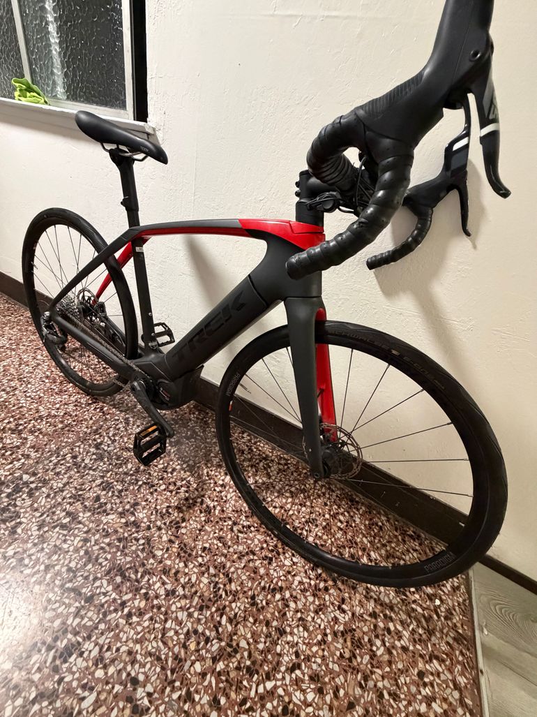Used Trek Domane+ 2019 2019 Road & Gravel, Black — image 2 of 33