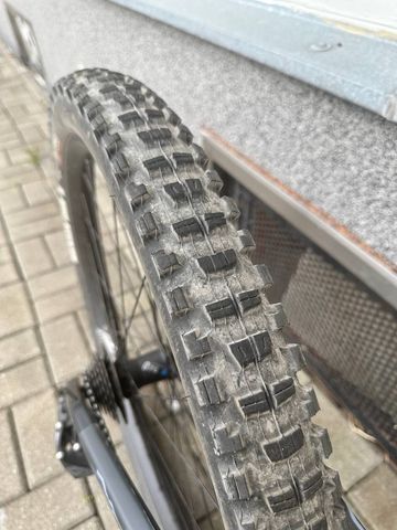 Gebrauchtes Cannondale Jekyll Shimano Deore XT 2024 Mountainbike, Schwarz — Bild 11 von 15