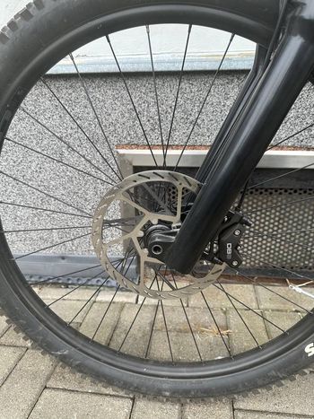 Brugt Cannondale Jekyll Shimano Deore XT 2024 Mountainbike — billede 12 af 15