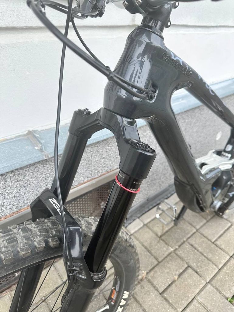 Brugt Cannondale Jekyll Shimano Deore XT 2024 Mountainbike — billede 13 af 15