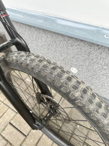 Brugt Cannondale Jekyll Shimano Deore XT 2024 Mountainbike — billede 7 af 15