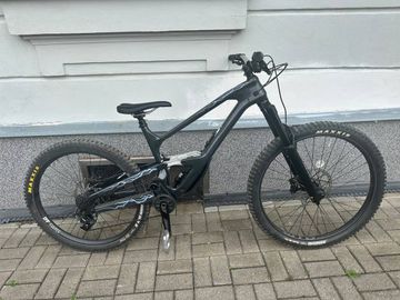 Gebrauchtes Cannondale Jekyll Shimano Deore XT 2024 Mountainbike, Schwarz — Bild 1 von 15