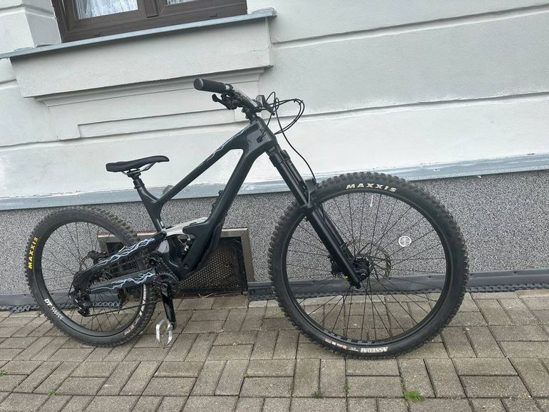 Brugt Cannondale Jekyll Shimano Deore XT 2024 Mountainbike — billede 2 af 15