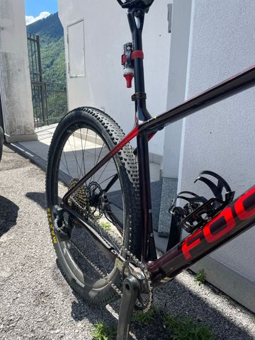 Used Focus RAVEN 9.9 2019 2019 Mountainbike, Red — image 4 of 4