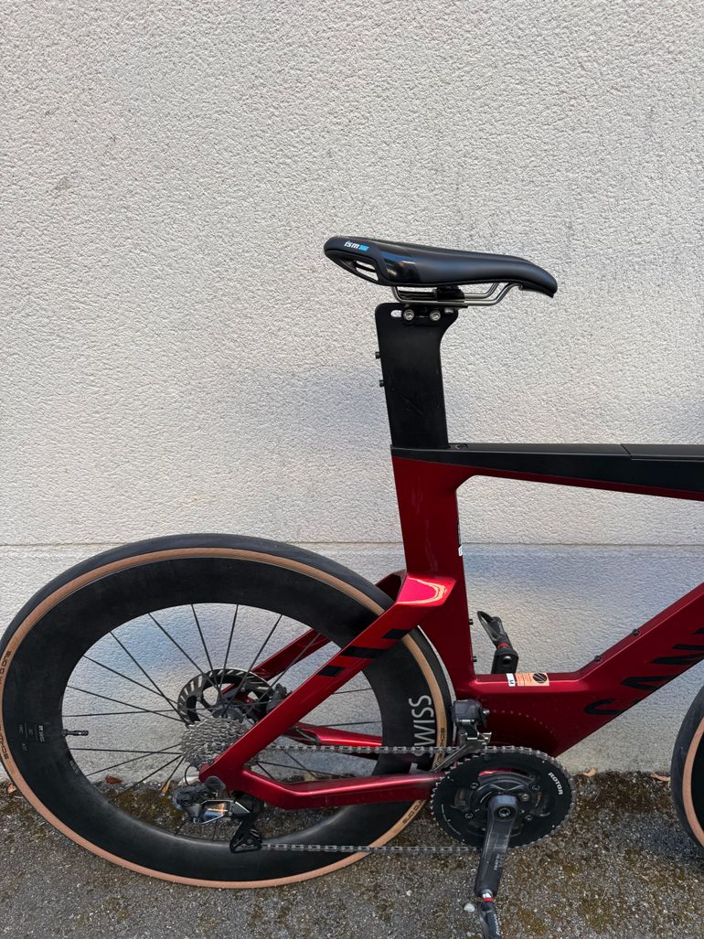Canyon Speedmax CFR Di2 2024 2024 Road & Gravel usato, Rosso — immagine 7 di 21