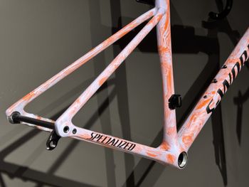 Specialized Tarmac Frameset 2025 Road & Gravel usato, Arancione — immagine 13 di 26
