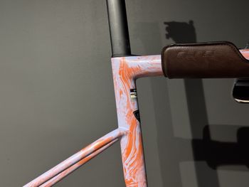 Specialized Tarmac Frameset 2025 Road & Gravel usato, Arancione — immagine 18 di 26