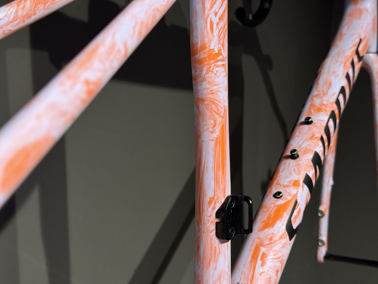 Specialized Tarmac Frameset 2025 Road & Gravel usato, Arancione — immagine 15 di 26