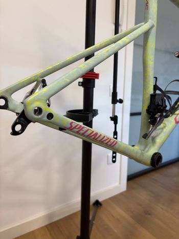 Specialized Tarmac SL8 Frameset 2025 Frameset 2025 Road & Gravel usato, Bianco — immagine 3 di 8