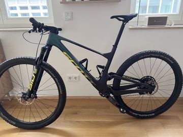 Brugt Scott Spark RC Team Issue AXS 2022 2022 Mountainbike — billede 1 af 10