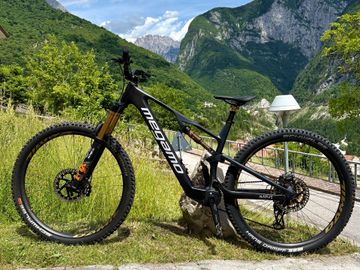 Gebrauchtes Megamo Native 01 2025 Mountainbike, Schwarz — Bild 2 von 6