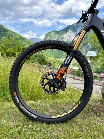 Gebrauchtes Megamo Native 01 2025 Mountainbike, Schwarz — Bild 6 von 6