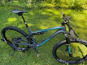 Gebrauchtes Canyon Lux Trail CF 8 2022 2022 Mountainbike, Blau, 29 — Bild 4 von 4