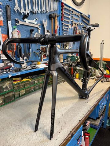 Brugt Giant TCR Advanced SL 2020 Frameset 2020 Road & Gravel — billede 11 af 18