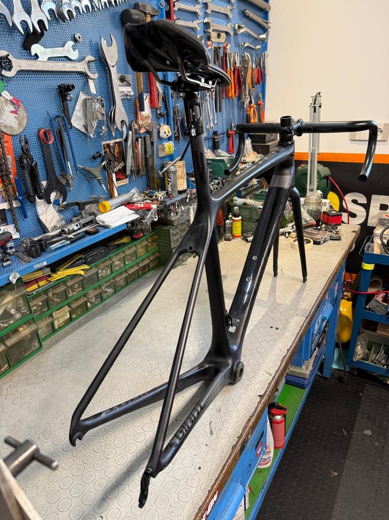 Brugt Giant TCR Advanced SL 2020 Frameset 2020 Road & Gravel — billede 8 af 18
