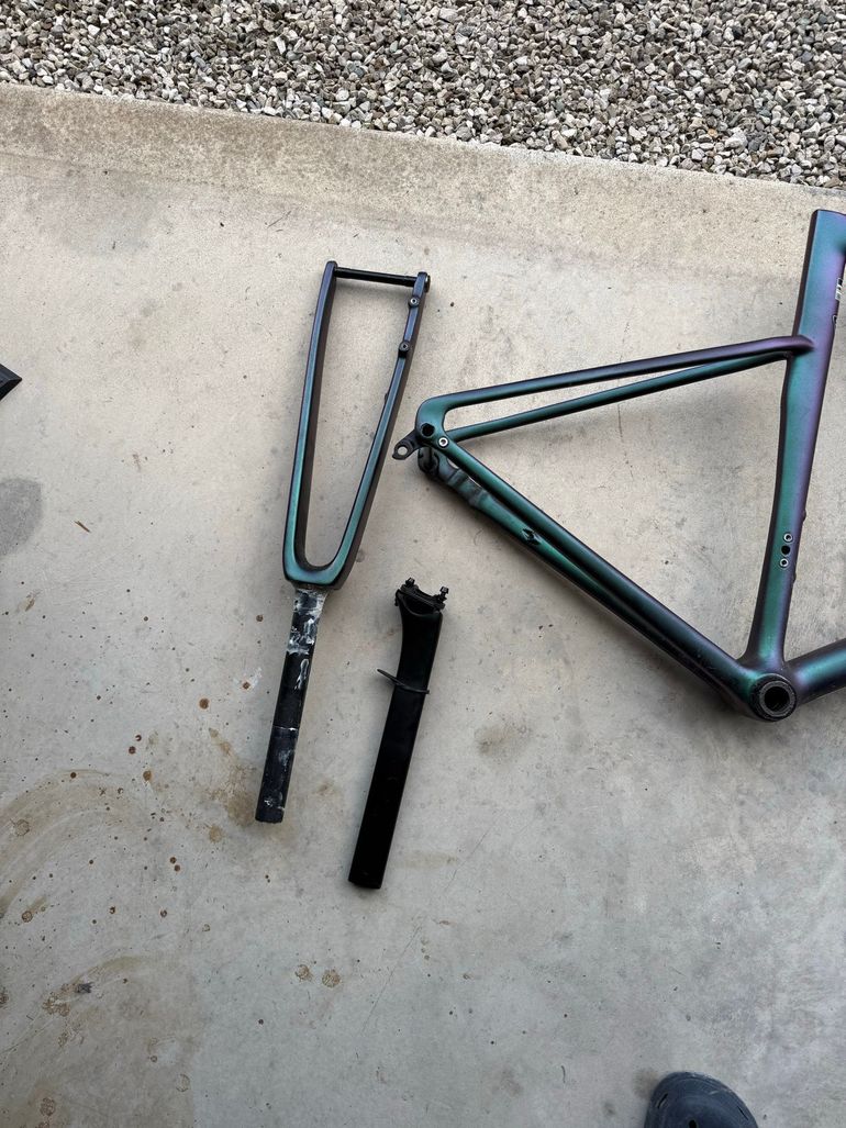 Used Specialized Tarmac Frameset 2025 Road & Gravel, Green — image 3 of 7
