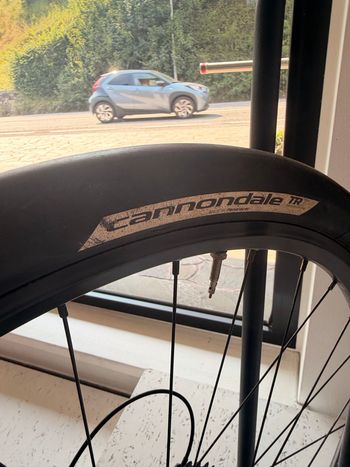 Używany Cannondale Slate Apex 2017 2017 Road & Gravel — zdjęcie 9 z 9