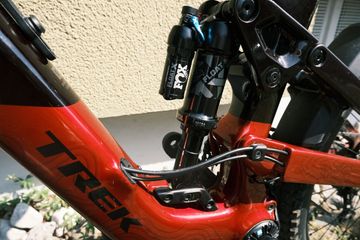 Brugt Trek Slash+ 9.7 SLX/XT 2025 2025 Mountainbike — billede 7 af 22