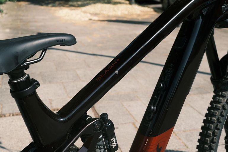 Brugt Trek Slash+ 9.7 SLX/XT 2025 2025 Mountainbike — billede 6 af 22