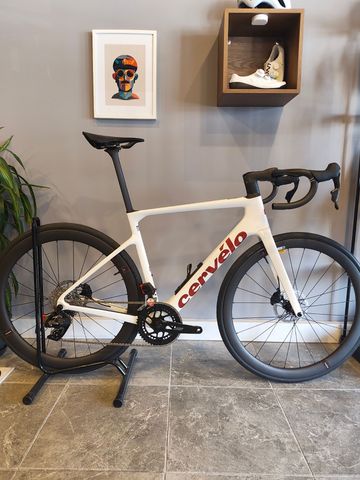 Cervélo Caledonia Rival AXS 2026 2026 Road & Gravel usato, Bianco — immagine 1 di 9
