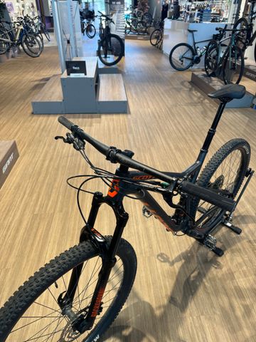 Used Scott Spark 960 2021 2021 Mountainbike, Black, 29 — image 3 of 4