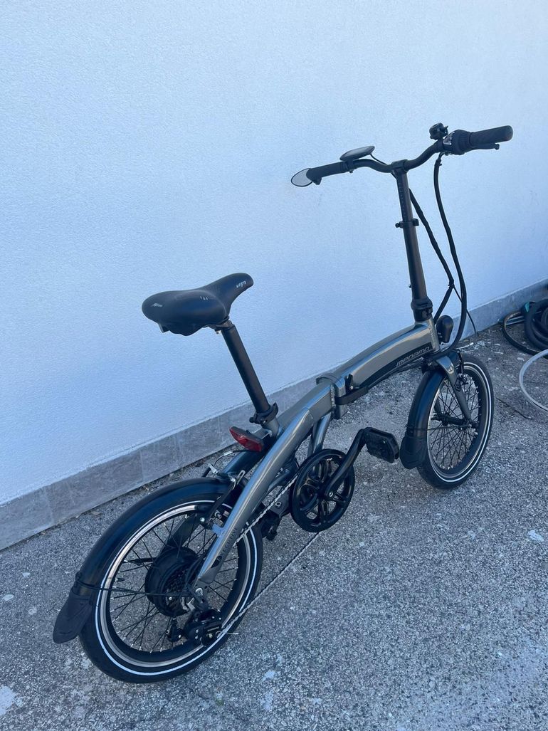 Megamo EXECUTIVE Other Shimano 2022 Urban usato, Grigio chiaro — immagine 2 di 5