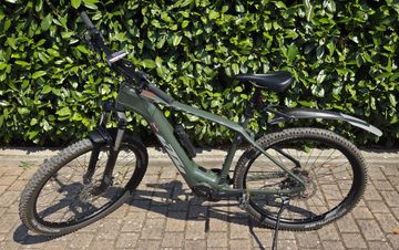 Gebrauchtes KTM Macina team Shimano Deore 2023 Mountainbike, Hellgrau — Bild 1 von 9