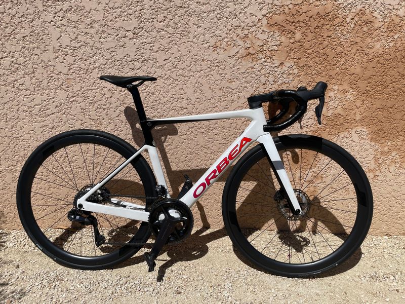Použité Orbea ORCA M20iLTD 2022 2022 Road & Gravel