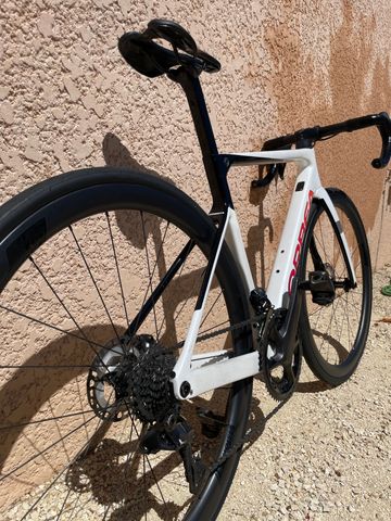 Used Orbea ORCA M20iLTD 2022 2022 Road & Gravel, White — image 3 of 4