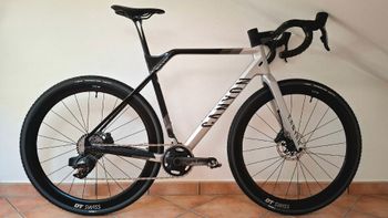 Used Canyon Inflite CF SLX 9 2024 2024 Road & Gravel