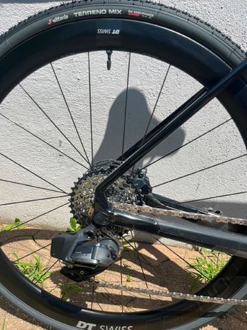 Brugt Canyon Inflite CF SLX 9 2024 2024 Road & Gravel — billede 4 af 17