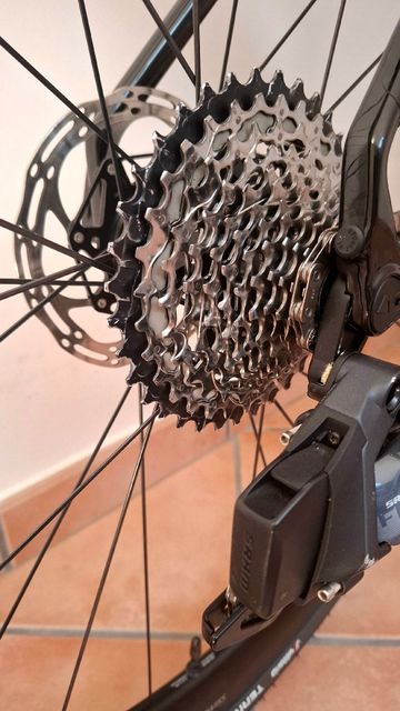 Brugt Canyon Inflite CF SLX 9 2024 2024 Road & Gravel — billede 8 af 17