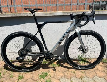 Brugt Canyon Inflite CF SLX 9 2024 2024 Road & Gravel — billede 2 af 17