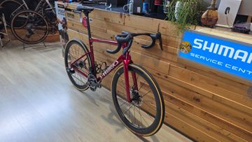 Used Specialized Tarmac SRAM Red eTap AXS 2027 Road & Gravel, Red — image 3 of 3