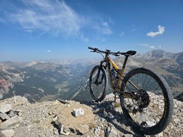Canyon LUX Shimano XTR 2024 Mountainbike usato, Arancione — immagine 5 di 6