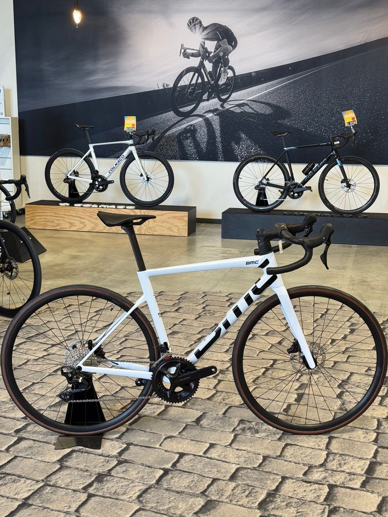 Używany BMC Teammachine SLR THREE 2027 2027 Road & Gravel