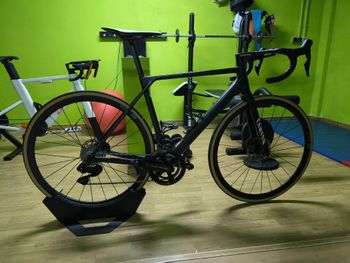Used Canyon ultimate CFR Custom Shimano Dura Ace Di2 2024 Road & Gravel