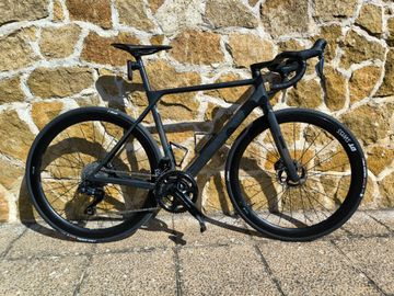 Used Canyon ultimate CFR Custom Shimano Dura Ace Di2 2024 Road & Gravel, Black — image 10 of 10