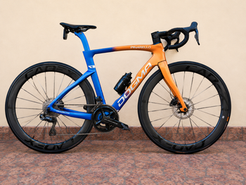 Używany Pinarello Dogma F Disc 2023 2023 Road & Gravel