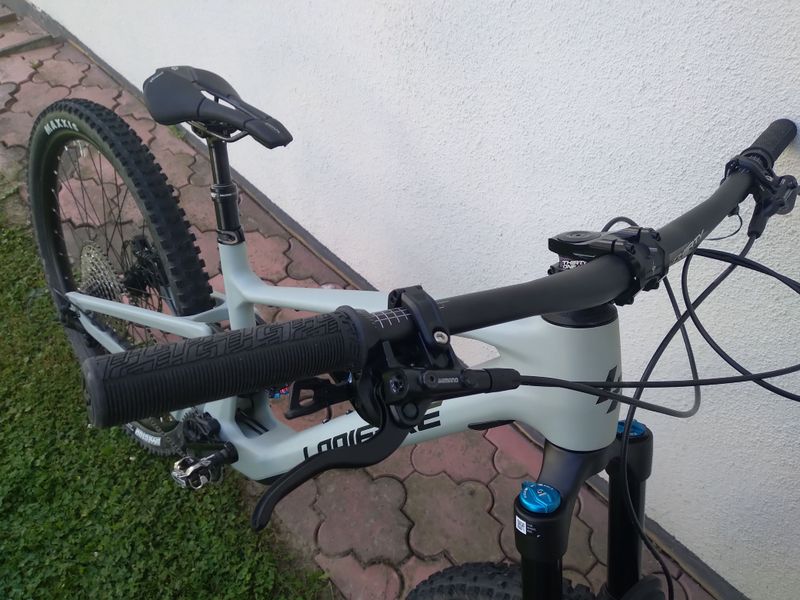 Lapierre Zesty CF 6.9 2025 2025 Mountainbike usato, Grigio chiaro — immagine 11 di 39