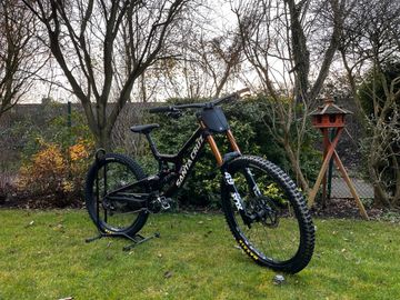 Brugt Santa Cruz V10. 7 CC 2021 MTB