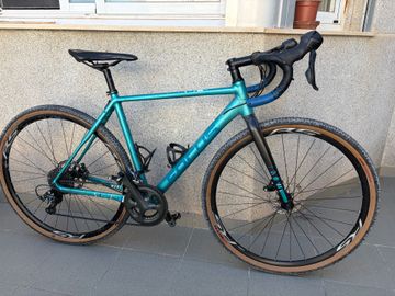 Focus MARES 6.7 2019 2019 Road & Gravel d'occasion — image 1 sur 7
