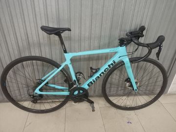 Tweedehands Bianchi Sprint Shimano 105 2020 Road & Gravel — afbeelding 1 van 20