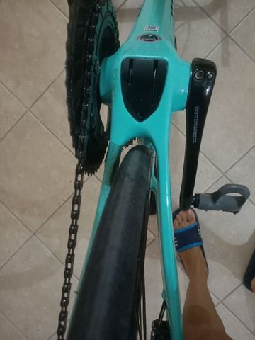 Tweedehands Bianchi Sprint Shimano 105 2020 Road & Gravel — afbeelding 9 van 20